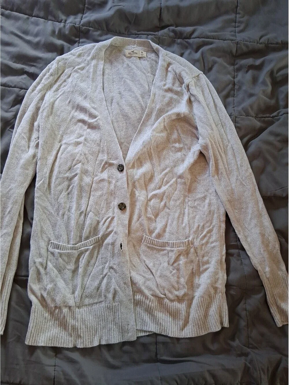 Hollister Cream Button Front Cardigan Sweater Size M Preppy Neutral Capsule E2
